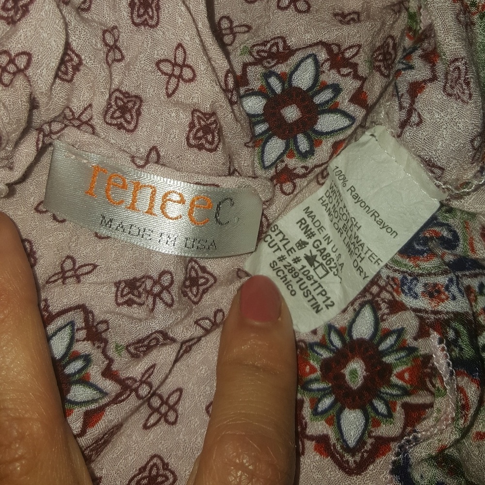 Patterned Top - Picture 3 of 4
